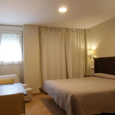 Hostal El Estudio-2