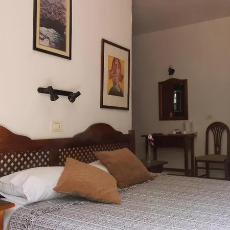 Hotel Ida Inés-3