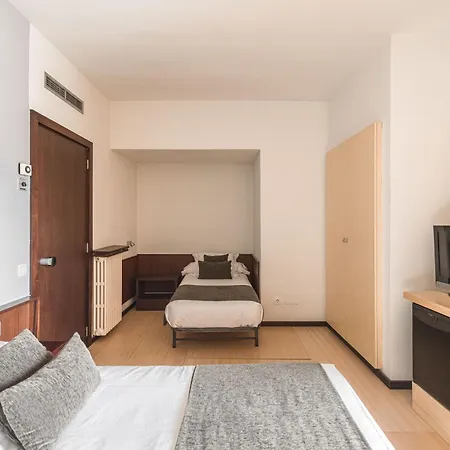 Hotel Emporda-3