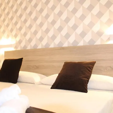 Baixo A Lua Rooming-2