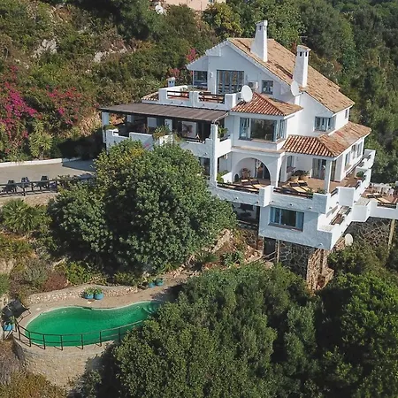 B&B Muse Marbella-2