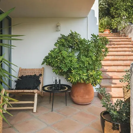 B&B Muse Marbella-3
