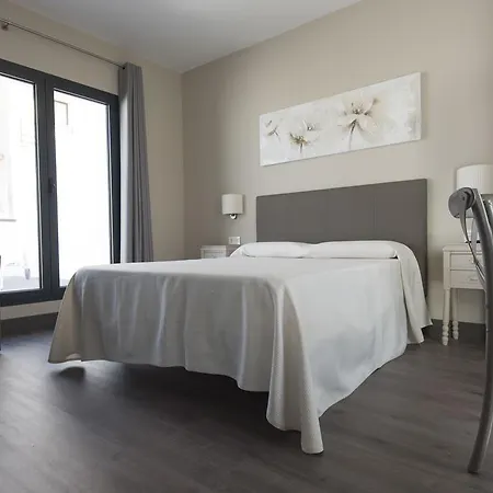 Hostal Emeritae-3