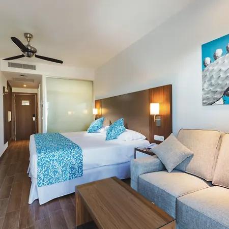 Hotel Riu Bravo-2