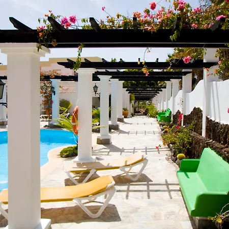 Aparthotel Esquinzo Y Monte Del Mar-3