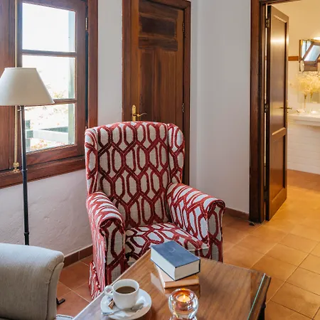 Hotel Bodega EL GRIFO-2
