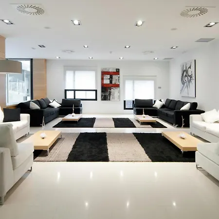 Hotel Zentral Ave-2