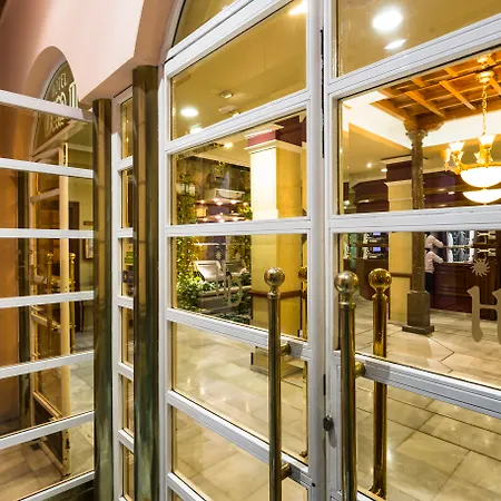 Hotel Comfort Dauro 2-3