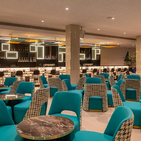 L'Azure Hotel 4* Sup-3