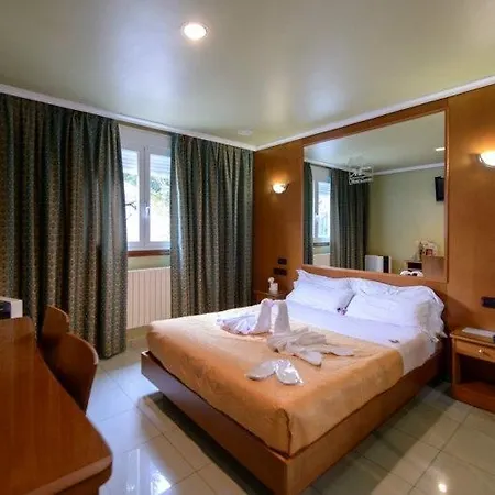 Motel Cancun Barbadas-Ourense-3