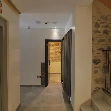 Grecorooms-3