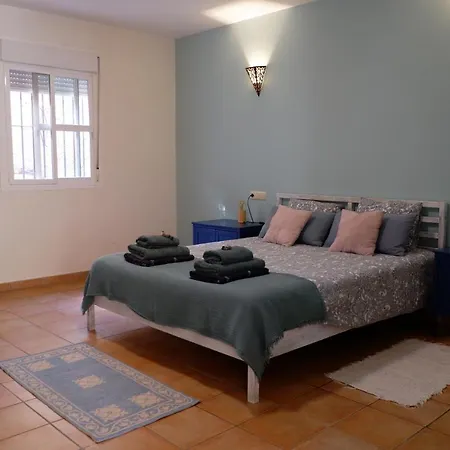 Vegan Guesthouse Finca Pereila-2