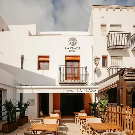 La Plaza Hostal-2