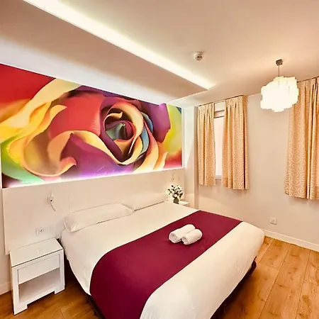 Hostal Sol Square Madrid-2