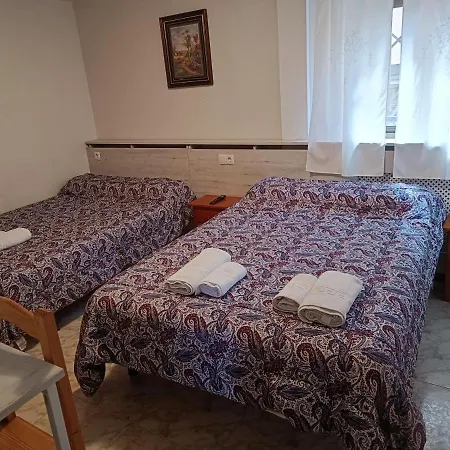 Hostal Residencia Taray-3