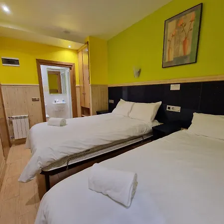 Pension Izar Bat Guesthouse - Self Check-In-3