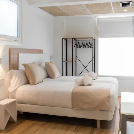 Elegant Rooms Lasarte-3