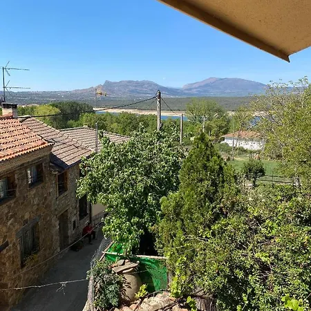 El Lago-3