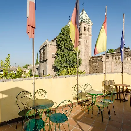 YIT Puerta Bisagra-2