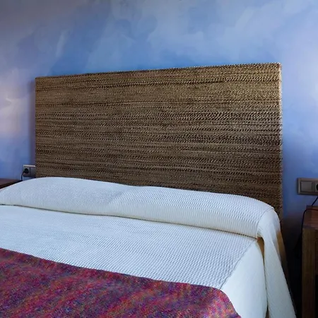 Hotel Villaro Del Bosc-2