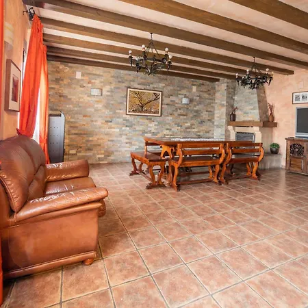 Casa Rural Castillo Diempures-3