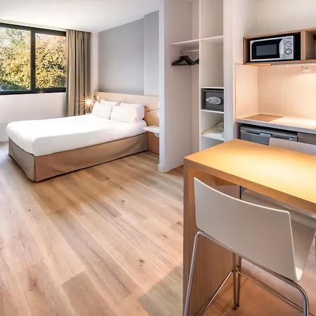 B&B Hotel Barcelona Sant Cugat-3