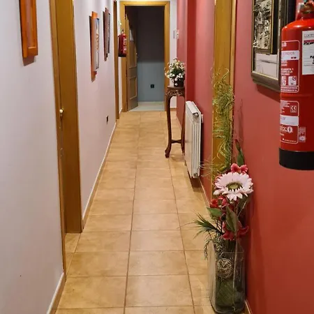 Hostal Mont-Rock-2