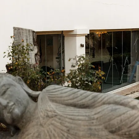 Shanti Som-2