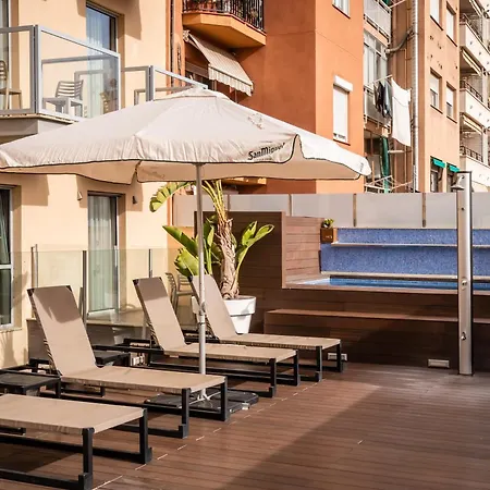 Arya Stadium Hotel-2