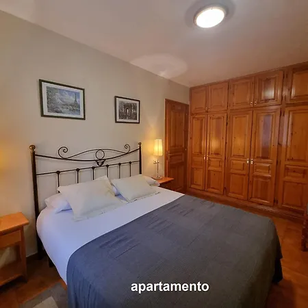 Hotel Seixes Y Apartamento Bagergue-3