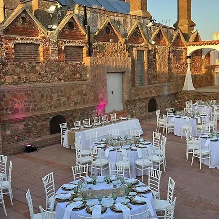 Hotel La Alcoholera-2