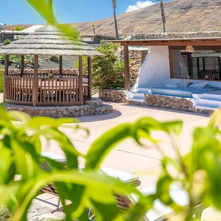 Finca De Arrieta Village - Yurts And Stone Cottages - Shared Pool - Walking Distance To Arrieta Beach - Off Grid-2