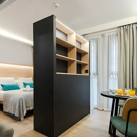 Feelathome Ventas Suites-3