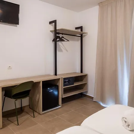 Hostal Alicante-3