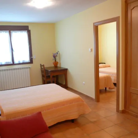 Complejo Turistico Camping Bielsa-2