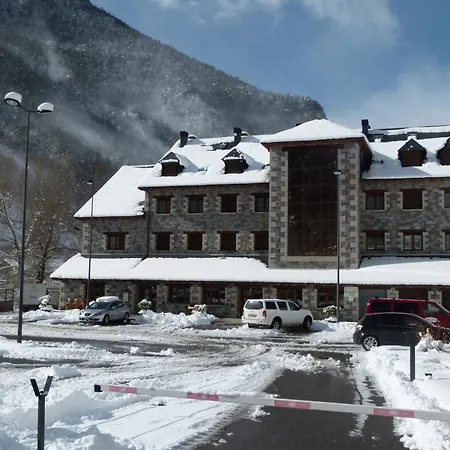 Complejo Turistico Camping Bielsa-3