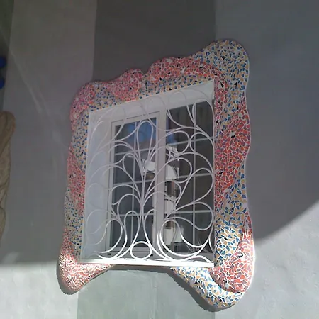 Hostal Gaudi Cuenca-3