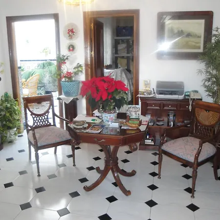 Hostal Malaga-2