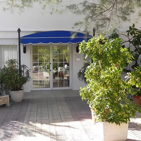 Hotel Avenida-2