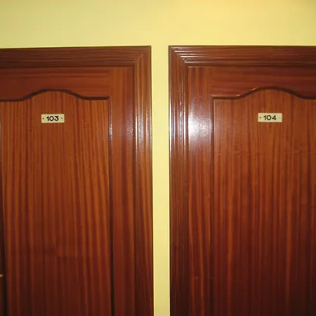 Hostal El Pinar-3