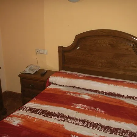 Hostal La Nava-3