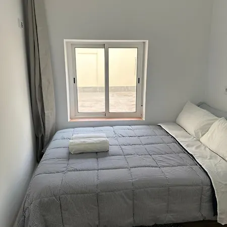 Rooms Getafe-3