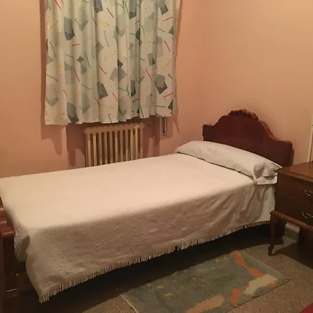 Hostal Moraleda **-2