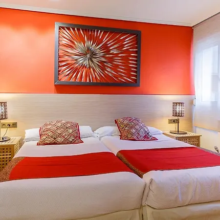 Hostal Rodas Pamplona-3