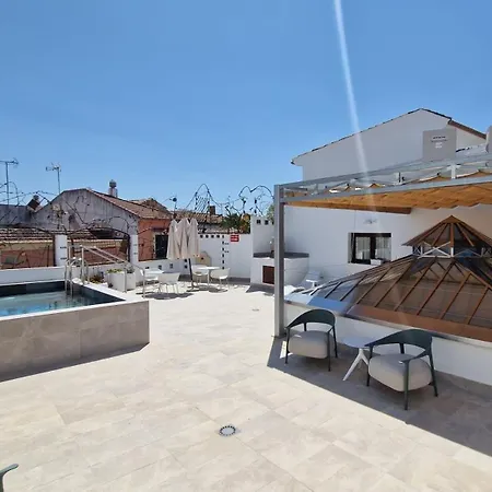 Hotel Oleum - Parking Gratuito bajo disponibilidad y reserva previa-2