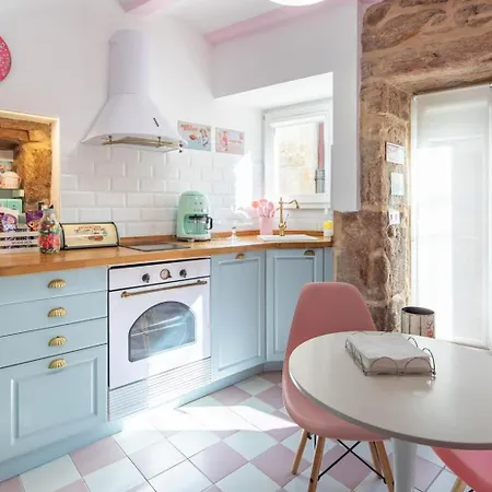 La Suite Años 50 La casa Barbie, bañera y chimenea de leña-3