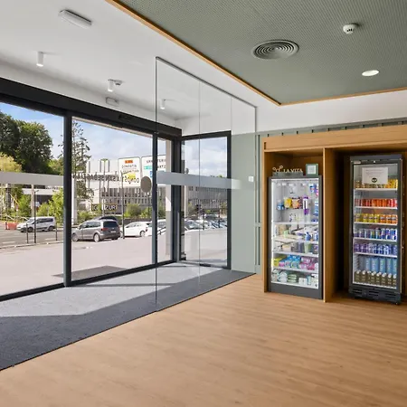 B&B Hotels Donostia San Sebastian Aeropuerto-2