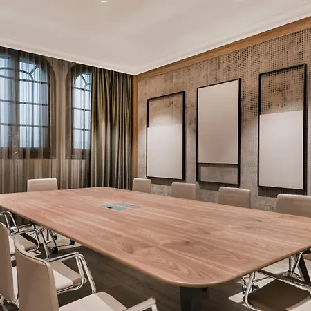 Circulo Gran Via, Autograph Collection (Adults Only)-2