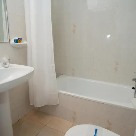 Hotel La Perdi-3