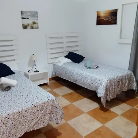 Hostal Puerto de Santa Maria-2
